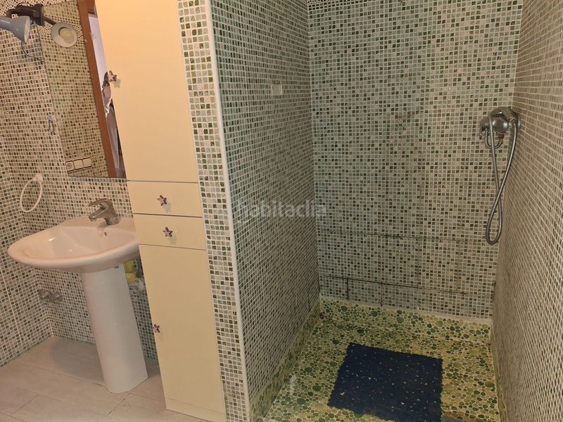 Foto b5981017-e643-4af4-bbf6-b13fe469bbb2. Casa adossada amb calefacció aparcament a Riba - roja de Túria