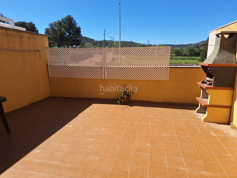 Foto dfb7a8f1-71e8-4787-a7a0-e049929121fb. Casa adossada amb calefacció aparcament a Riba - roja de Túria
