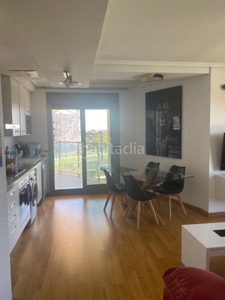 Foto 9005c9c8-76d5-45ce-8d0b-7833512dc02f. Flat with heating parking pool in La Punta Valencia