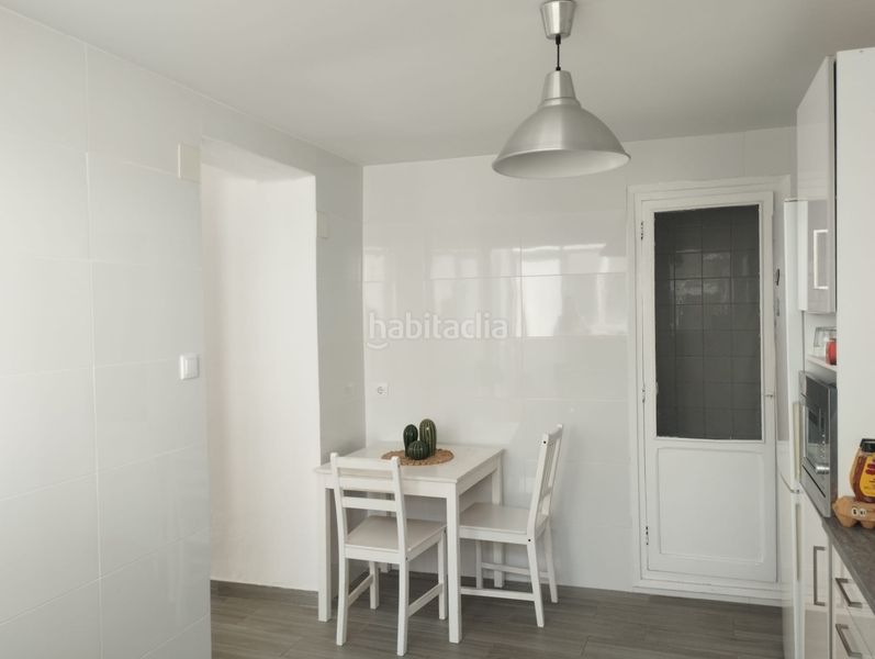 Foto fa080563-88ef-4eaf-bad8-7992398b31cb. Flat with heating in Moncada