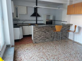 Pis  Avinguda del primat reig