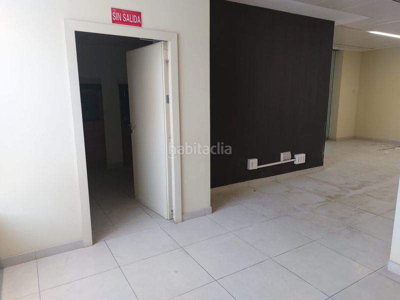 Foto c21b2b97-55cd-404e-9577-42619b845f56. Lloguer local comercial a Centro Ciudad Paterna