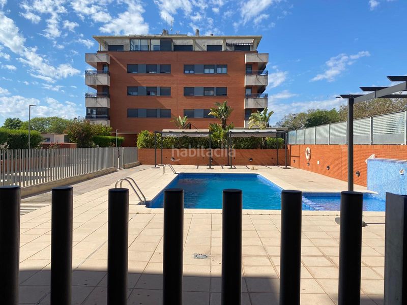 Foto c0f80249-d0bf-4b99-a653-2333be2b7084. Flat with parking pool in Massamagrell
