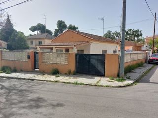 Haus  Carrer 103