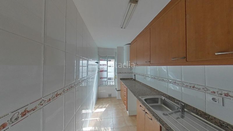 Foto 85d0c842-163d-4777-9702-5204bd0fe7cf. Piso en La Petxina Valencia