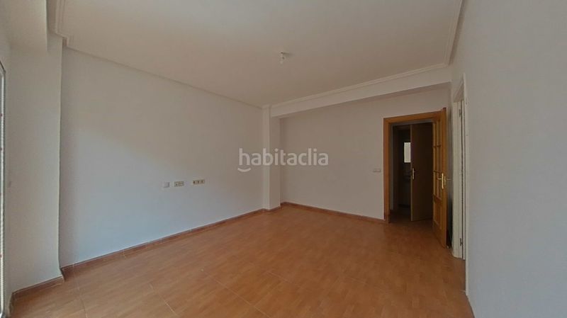 Foto 7814eed5-a054-4be2-81ce-567393367e3c. Pis a Marxalenes Valencia