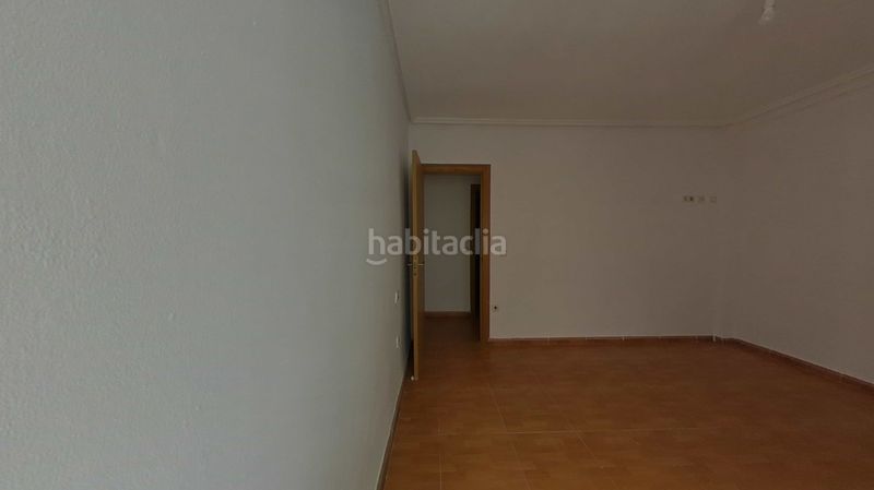 Foto c045a0b5-f215-4133-80e1-a2a47ef978a8. Pis a Marxalenes Valencia