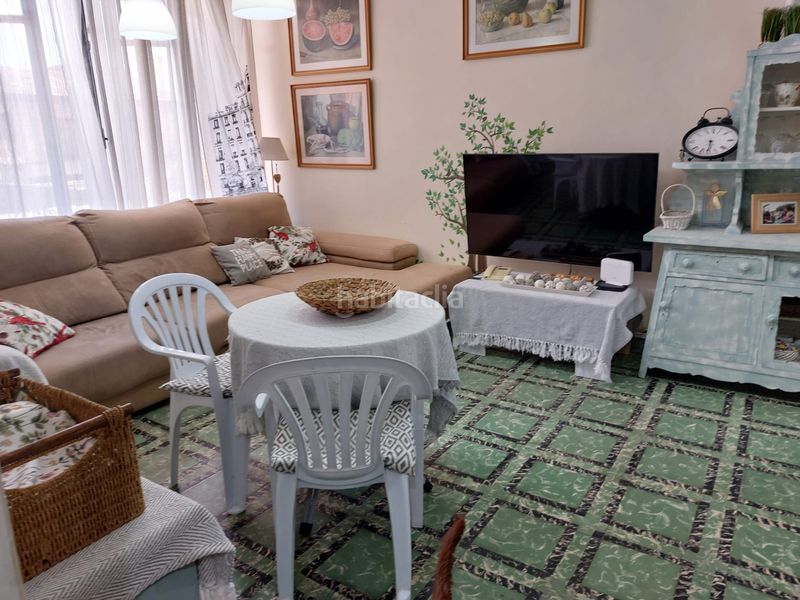 Foto d0a5c3e0-2468-493d-8af5-9dceee71a660. Casa amb aparcament a Albalat dels Sorells