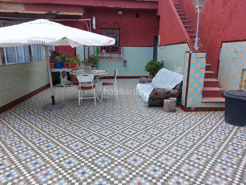Foto f3962c8b-de5d-46c4-9d48-39ef374a3006. Casa amb aparcament a Albalat dels Sorells