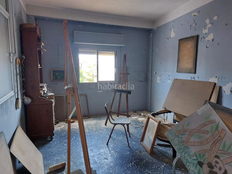 Foto f9aeef8c-4b93-4cfd-89f2-e51af002c2c4. Casa amb aparcament a Albalat dels Sorells