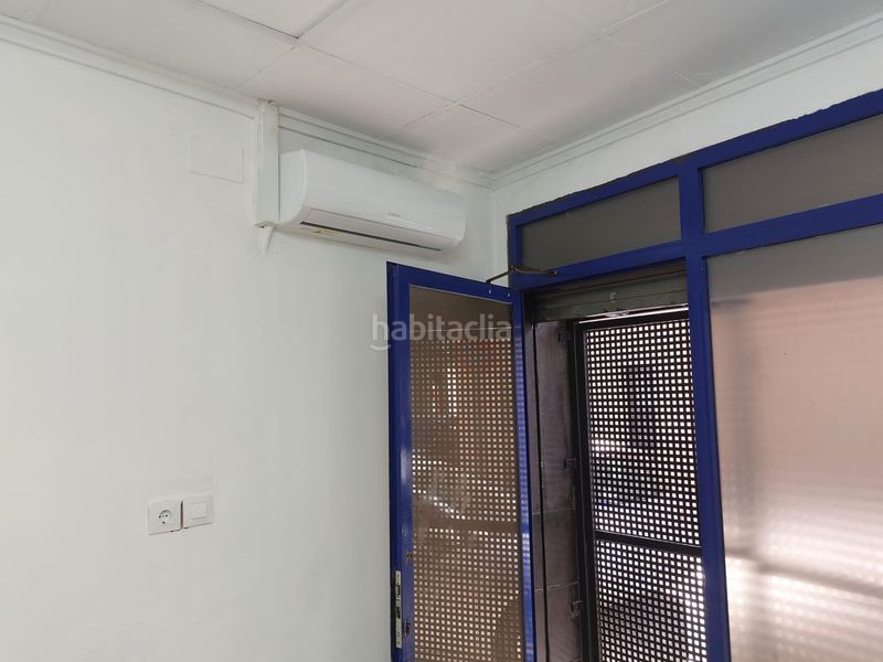 Foto 65d6f20d-7b66-44b6-9c45-72a64ce8f5cc. Local comercial en Centro Xirivella
