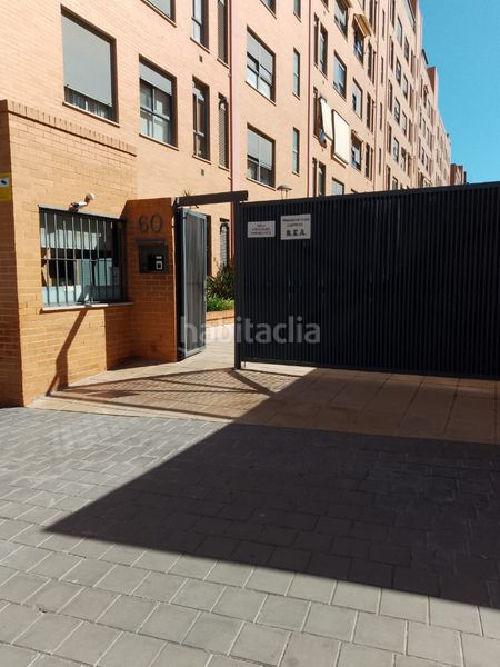 Foto c358dadd-1cdc-4a48-9bbd-2129633ac5a3. Pis amb piscina a Nou Benicalap Valencia