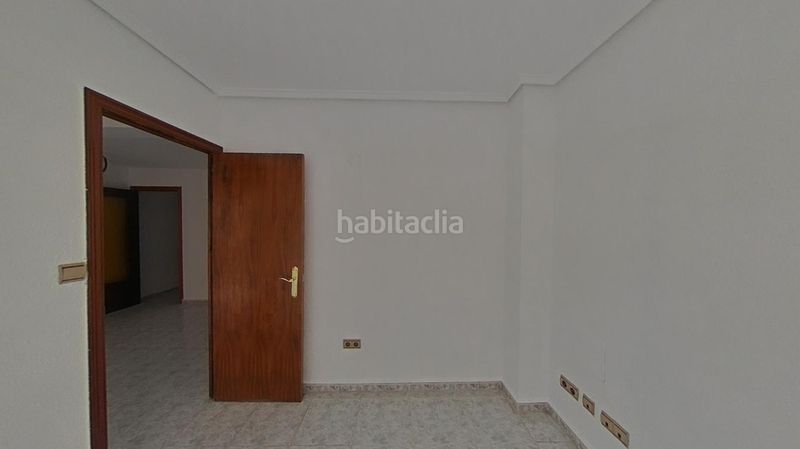 Foto 7737add3-585f-4997-8b3e-e5507cf339ce. Piso en L´Amistat Valencia