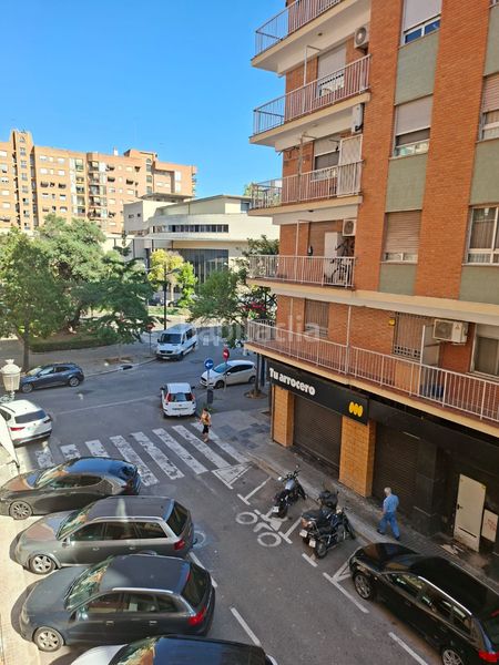 Foto f5879b02-617f-44bc-bf66-349dce5e8cd9. Piso en L´Amistat Valencia