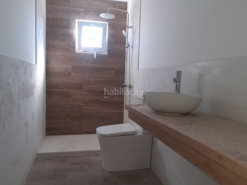 Foto ac46cf18-5c20-4e8b-bc3a-789d17d570ab. Pis a playa puerto de Sagunto Sagunt