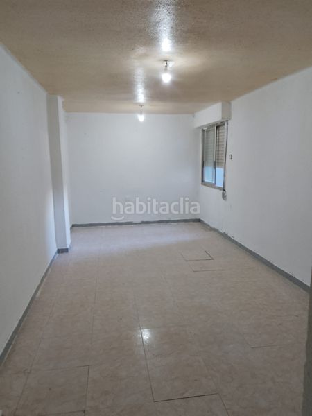 Foto cc47e43e-f41c-4513-9962-08adeae1a573. Pis a Penya-Roja - Avda. Francia Valencia