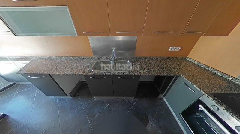 Foto 5c63ad3d-69a0-46db-8e85-26f1c019ce4f. Piso en Barrio Benicalap Valencia