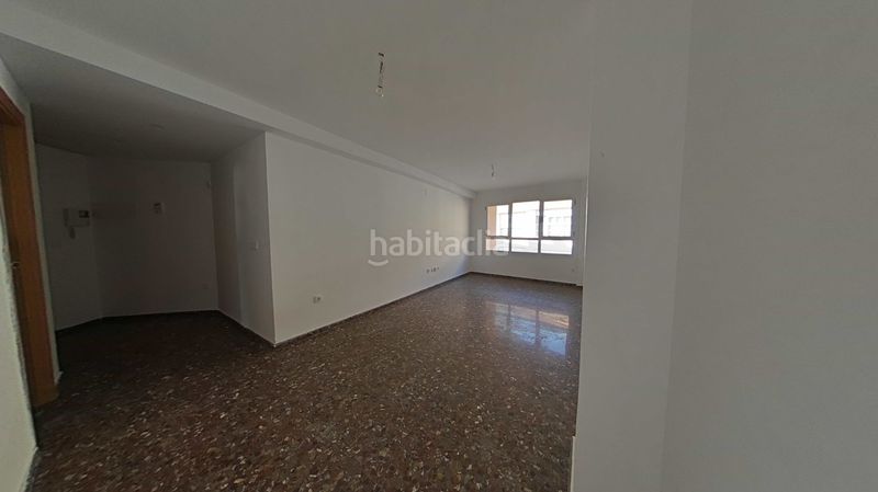 Foto 6efee886-c7d4-4238-83f8-1bbebd70e12a. Piso en Barrio Benicalap Valencia