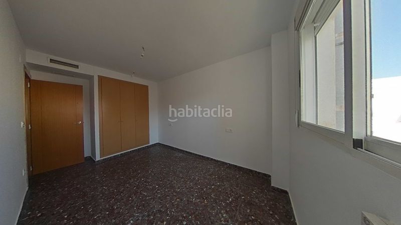Foto b3665328-300e-4b10-8ca7-85f3371cb2cb. Piso en Barrio Benicalap Valencia
