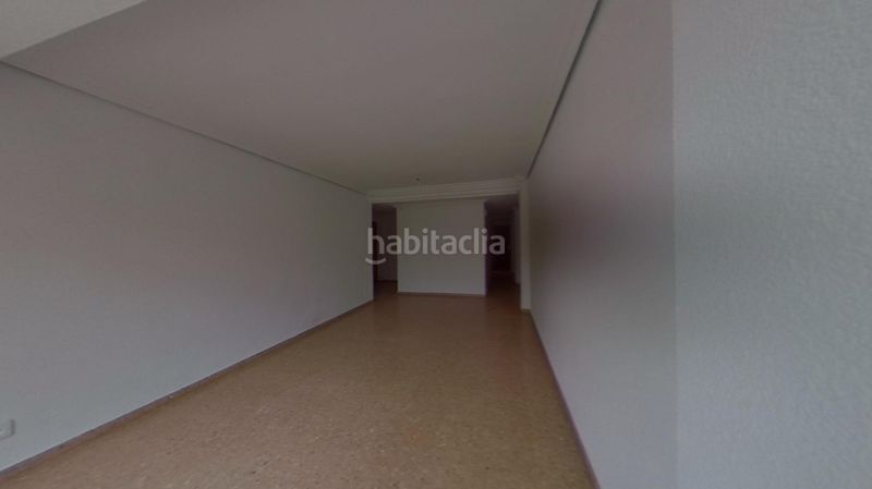 Foto 1ac48c2a-6f11-4c43-9299-76952f67662c. Pis a Torrefiel Valencia