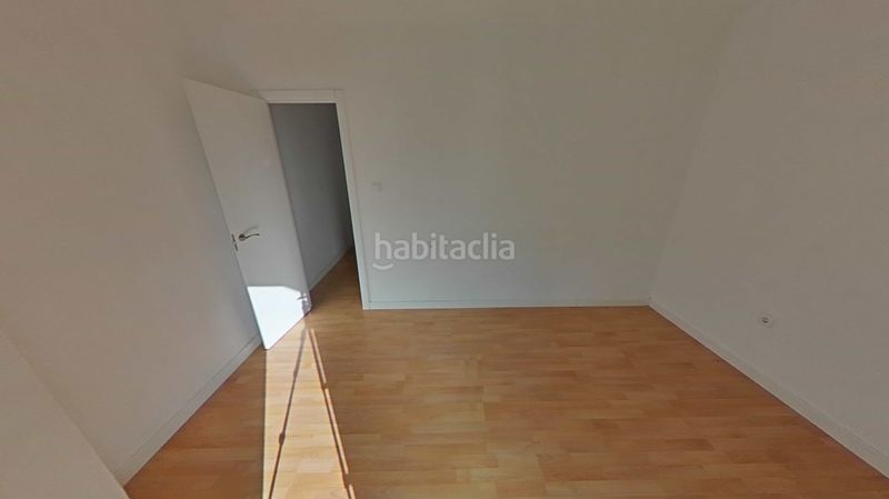 Foto 05a958c4-338c-4a15-9493-dc4b3f4dc2b3. Piso en Mont Olivet Valencia