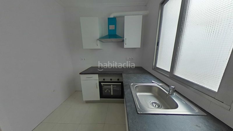Foto 9dc83c61-f400-4e32-8d06-41e03231bcaa. Piso en Mont Olivet Valencia