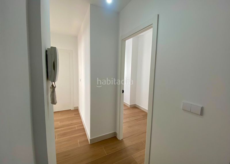 Foto a4b39a9f-7bab-4ba6-802f-3a6c336ea767. Ático en Arrancapins Valencia