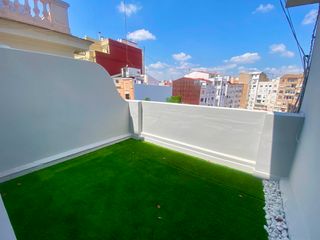 Ático  Carrer de l'erudit orellana