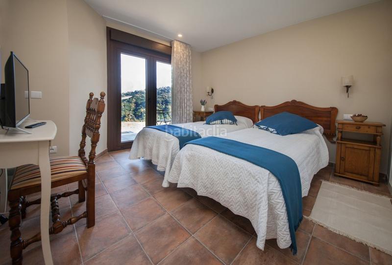Foto 5c01e3fa-5d4b-456b-a645-951e7428db45. Maison avec chauffage dans Parroquias Sur - La Manjoya Oviedo