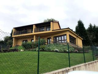 Casa a Parroquias Sur - La Manjoya. Exclusiva vivienda o negocio en oviedo