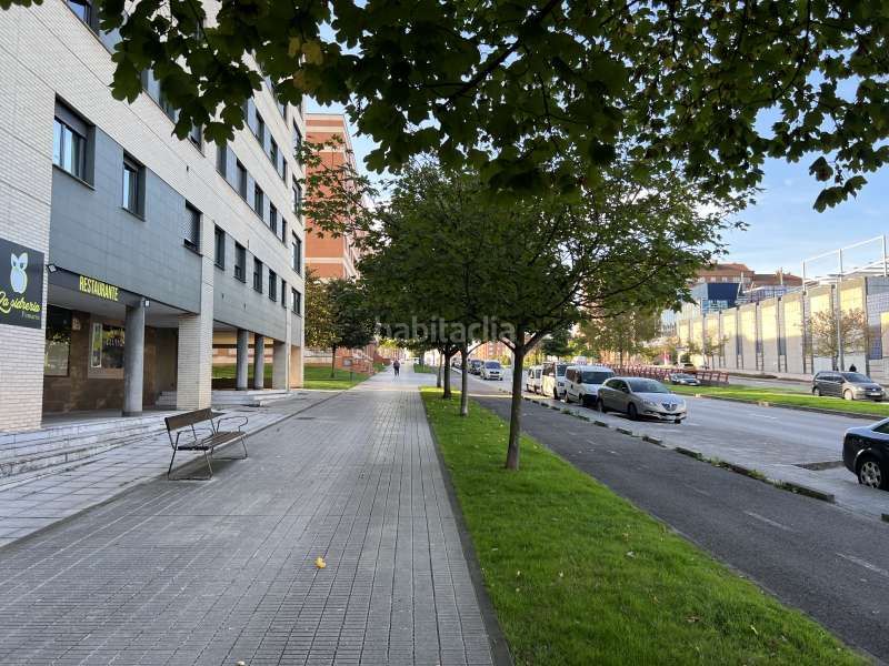 Foto c218b67b-9de2-429c-bb31-ac7a026e46f3. Business premise in calle velázquez 8 y 10 in Montevil Gijón