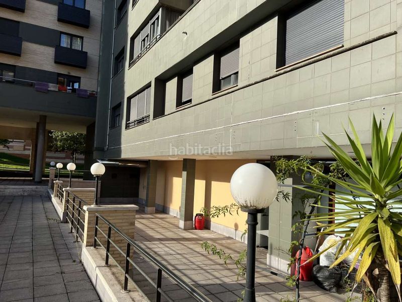 Foto cfac2709-0058-4e4d-b051-41c47c6dca16. Business premise in calle velázquez 8 y 10 in Montevil Gijón