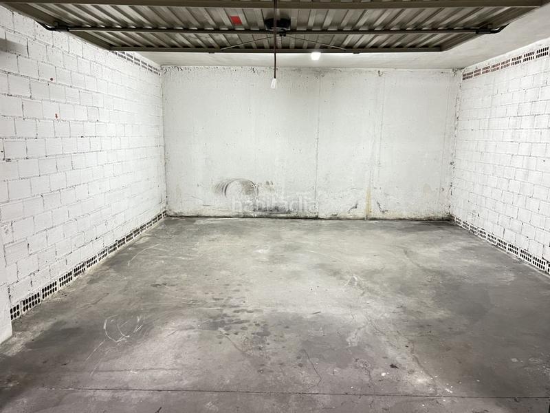 Foto 215ce1c2-cf36-4c52-9300-28034e703100. Lloguer aparcament cotxe a Lugones Siero