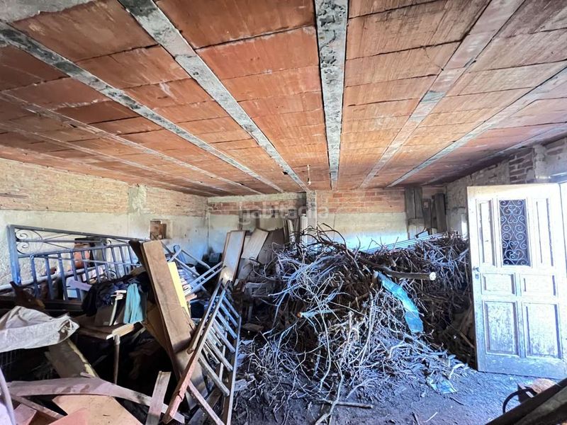 Foto 1b4d04dc-7c06-47ce-b778-f6f893ce7cc0. Casa amb aparcament a Viella-Granda-Meres Siero
