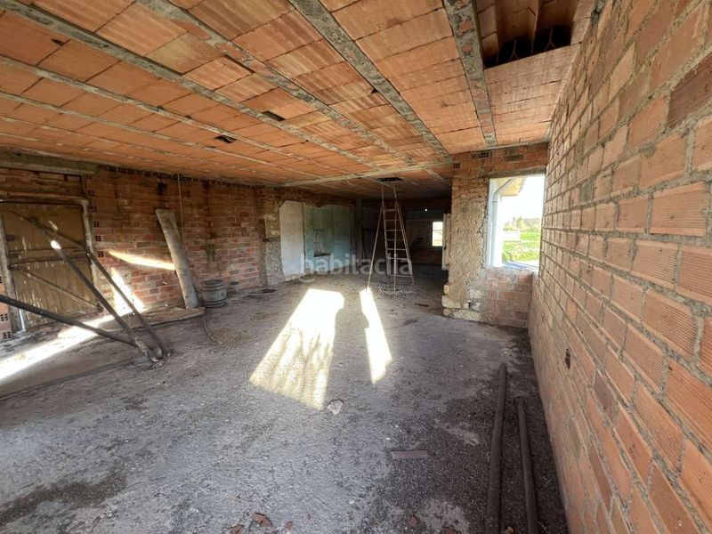 Foto 7251411c-4886-4f43-819a-8fde5fe705b9. Casa amb aparcament a Viella-Granda-Meres Siero