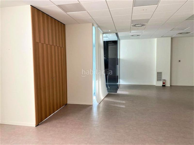 Foto 89900e80-3dea-404f-ac0f-2395811def1d. Alquiler local comercial  en la eria. en Oviedo