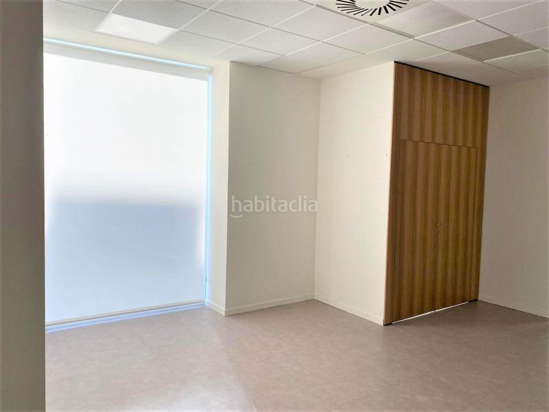 Foto d27f5b54-4cc3-49d5-8327-14e3c7aa1880. Alquiler local comercial  en la eria. en Oviedo