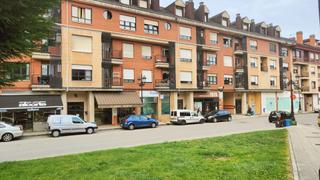 Rent Duplex in Colloto. Piso para compartir en el centro de colloto.