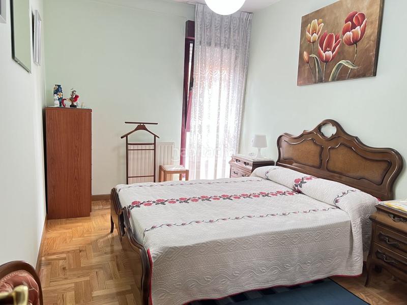 Foto f296bd75-e798-4ffd-9ffe-79855b6ba119. Appartement avec chauffage parking dans Lugones Siero