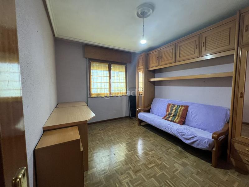 Foto 5814d857-e28b-43d7-80c2-c619d453cf85. Etagenwohnung mit heizung parking in Lugones Siero