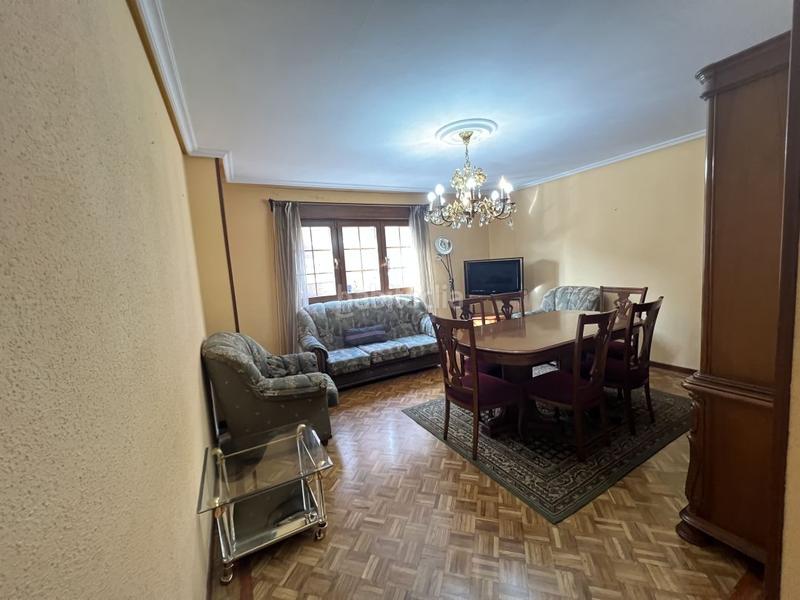 Foto 7d941c03-6459-462e-8727-155007a24378. Etagenwohnung mit heizung parking in Lugones Siero