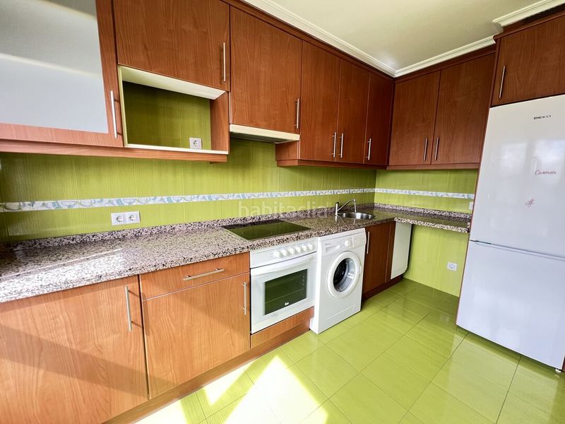 Foto 56826c74-66e8-4430-a1f2-80da2437604a. Pis amb calefacció aparcament a Lugones Siero