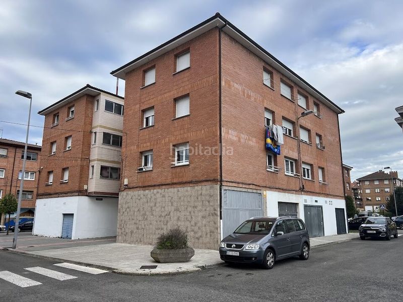 Foto f1927aef-df75-4d07-aa4c-ef55ad1274dc. Pis amb calefacció a Lugones Siero