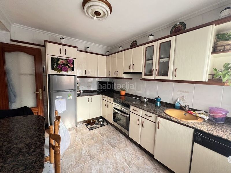 Foto f96c9aa2-8877-4887-bb6a-f345f0e45dfd. Pis amb calefacció a Lugones Siero