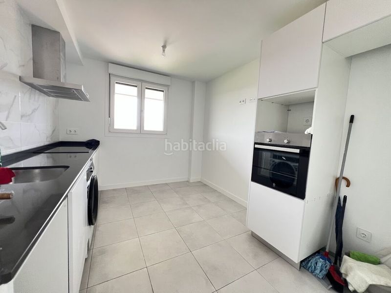 Foto 79caeb03-c129-4da9-9311-7c650244e6a7. Rent flat with heating parking in Lugones Siero