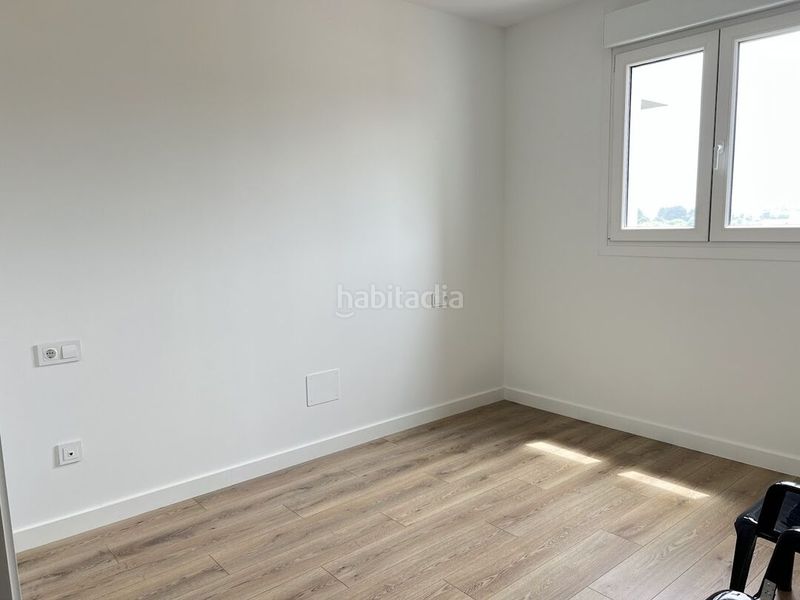 Foto cb2711aa-6c8c-4882-a3ca-151b4a466692. Rent flat with heating parking in Lugones Siero