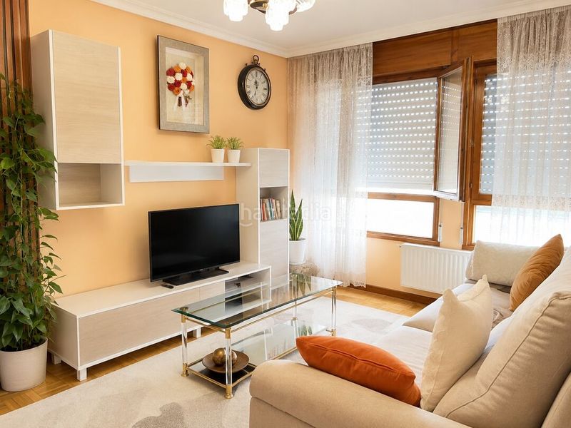 Foto c9e2f7d5-5b16-4ebe-b844-d8961e5eabfc. Apartament amb calefacció a Lugones Siero