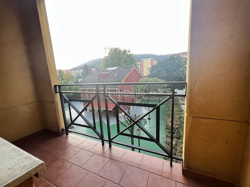 Foto 207c7d72-b357-4b6d-b386-05dae38882dc. Apartamento impecable apartamento en la corredoria con garaje, trastero y terraza. en Oviedo