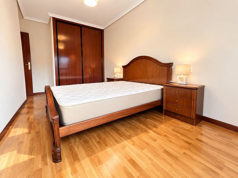 Foto 3f996c3c-1ea6-4776-9175-c0c9127dd02a. Apartamento impecable apartamento en la corredoria con garaje, trastero y terraza. en Oviedo