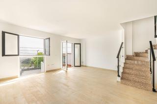 Casa aparellada a de la Milagrosa el Ortigal